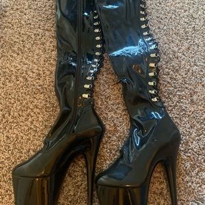Thigh high boots - never worn